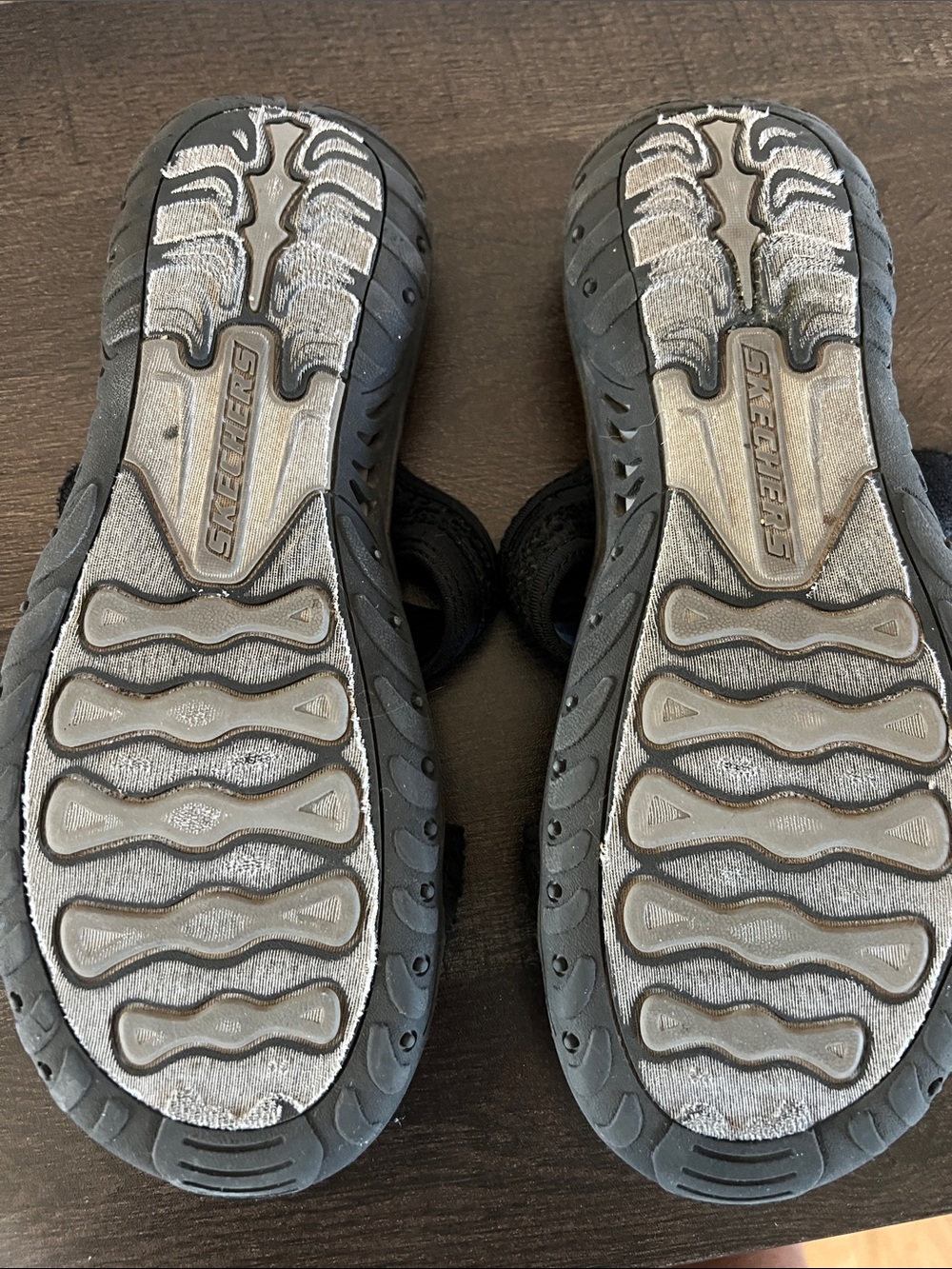 Sketchers Women’s Sandals - Picture 2 of 10